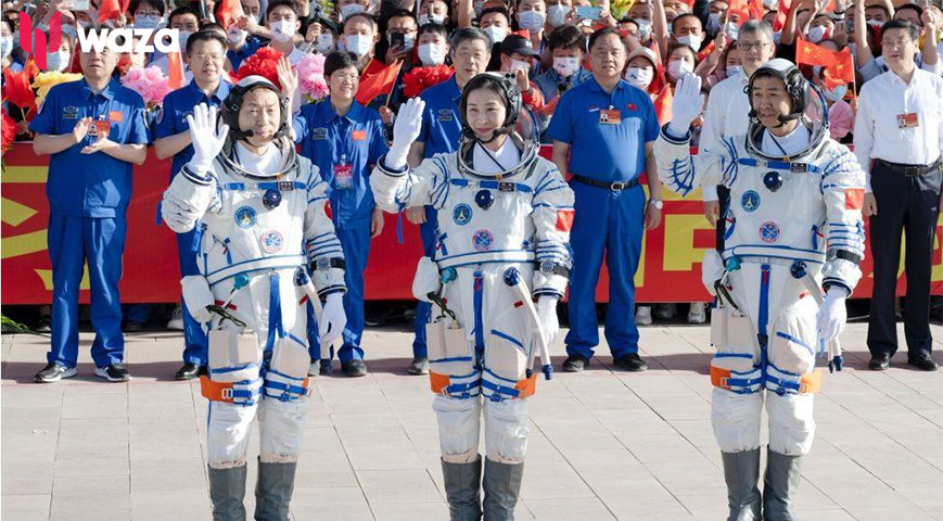 Chinese Astronauts Return To Earth After 'Successful' Mission